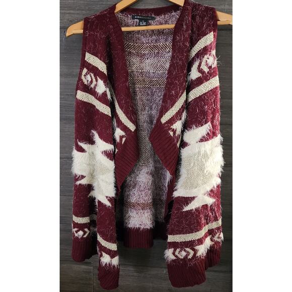 BCBG MAX AZRIA sweater wrap vest‎ women’s size S Plum white Aztec southwest EUC - Picture 5 of 8